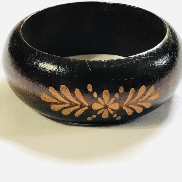 Vintage Wood Bracelet - Picture 4 of 4